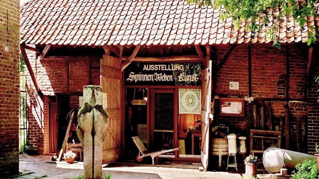 Verdrehte Fäden, schöne Bänder